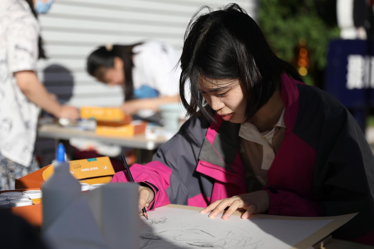 ������ʽ��ֹһ�N��ÿ�����Ӷ����m���Լ����x��