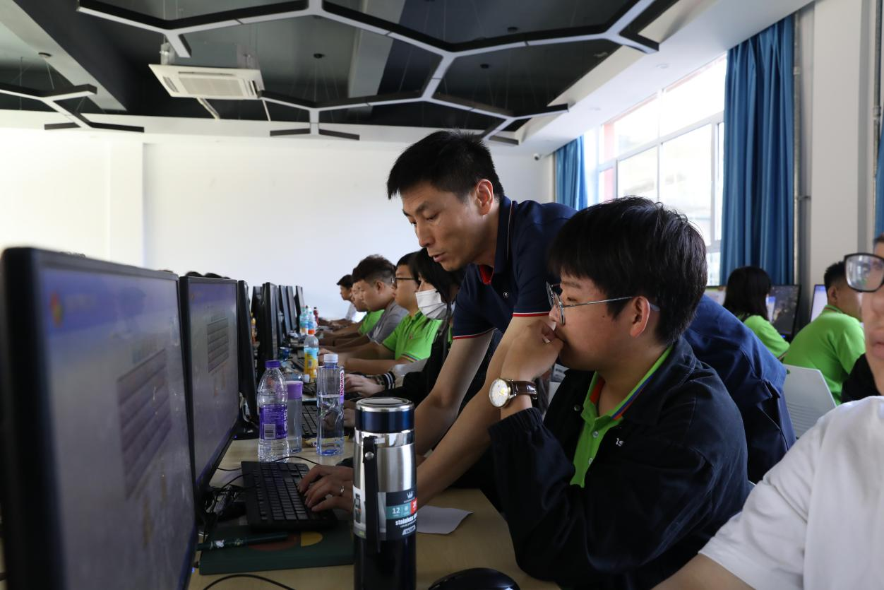 ���ЌW�v�򹤺��ۣ��Wʲô�������ҵ��ù���?