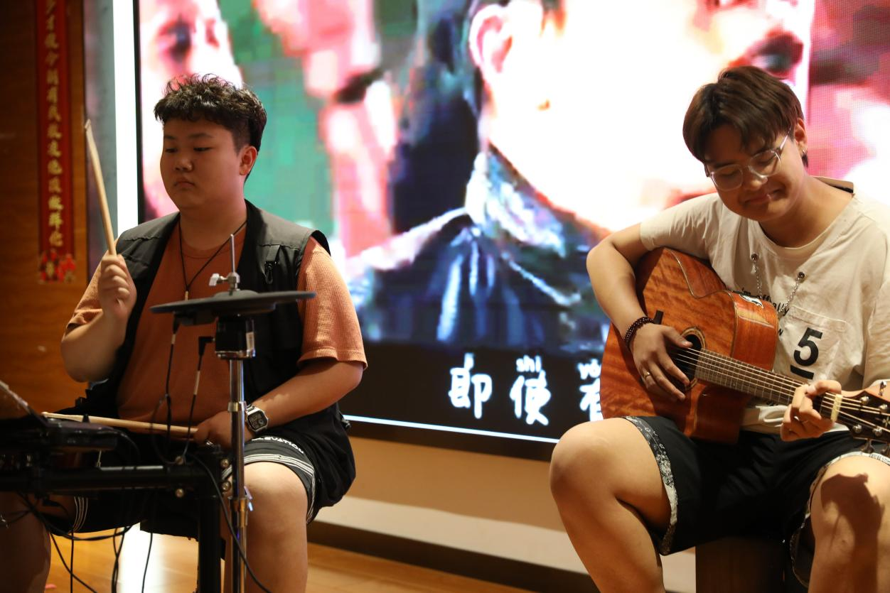 �c���_���҂���У�@��ƴ��ࡱ����