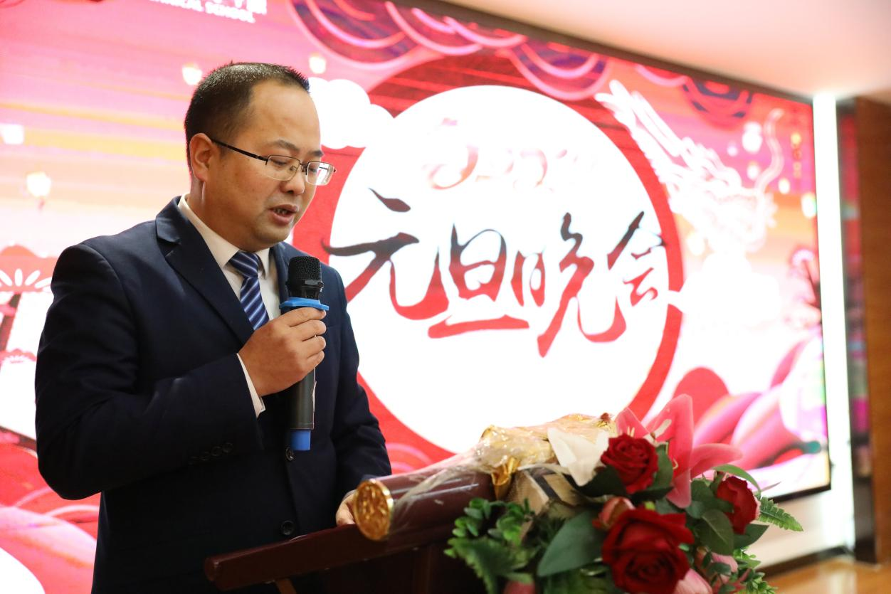 �������A��Ԫ������ˇ������C����Y�A�M��Ļ