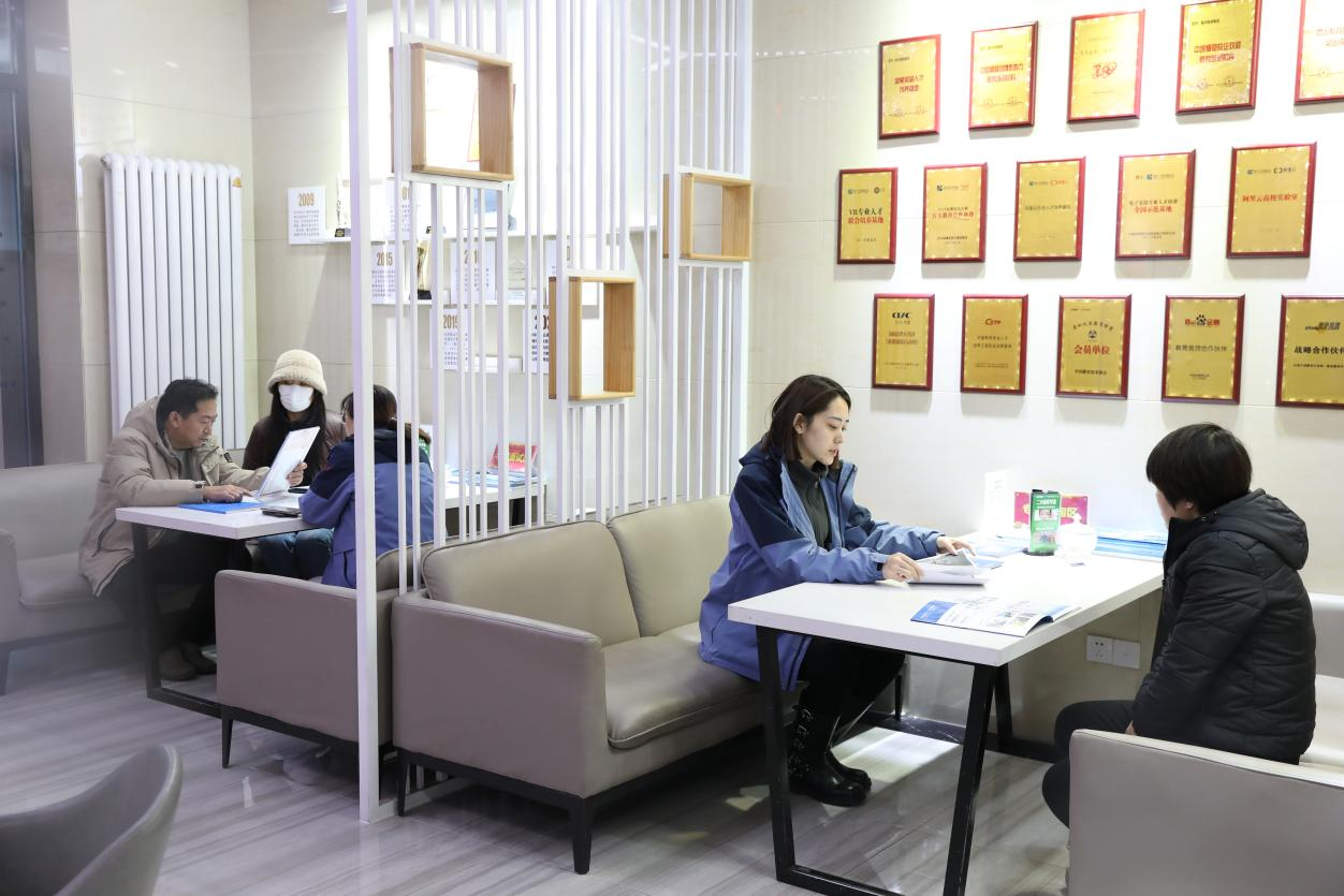 ���Ю��I�����ϸ������I�WУ�W���W���g